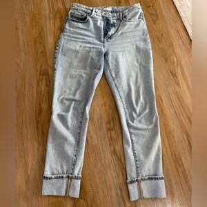 Good American Light Wash Boyfriend Jeans